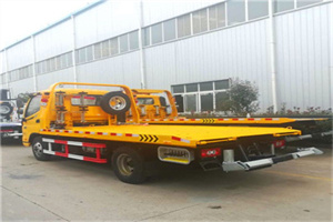 红星附近拖车救援搭电